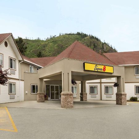 Super 8 By Wyndham West Kelowna Bc Exterior photo